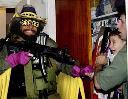 macho-man-sof1 - via Daymix
