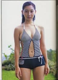 飯田里穂