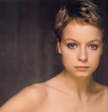 Samantha Morton Picture 1