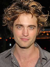 Robert Pattinson - via Daymix