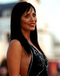 Natalie Imbruglia Image Natalie Imbruglia Lyrics   all lyrics at LyricsMusic.name community Picture 7