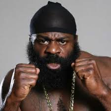 cheering for Kimbo Slice - via Daymix