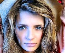 Image Braless Mischa Barton nips out Picture