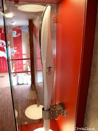 2010 Olympic Torch - via Daymix