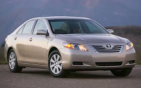 Toyota Camry - via Daymix