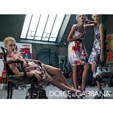 /2556-Dolce-Gabbana - via Daymix