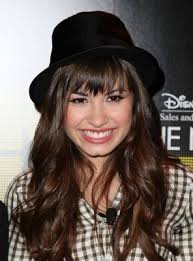 Demi Lovato: I've Never Kissed - via Daymix