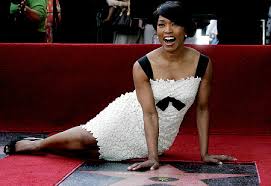 Image <b>Angela Bassett</b> takes a load off to <b>...</b> Picture