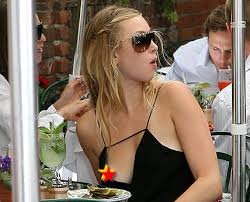 Please enjoy Whitney Port nip