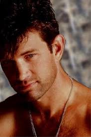 Image Picture of <b>Chris Isaak</b> Picture