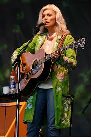 Image <b>Emmylou Harris</b> : InstantCast Picture