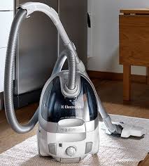 electrolux-vacuum-cleaner-