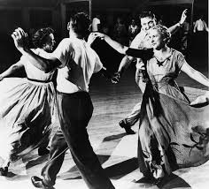 A square dance. - via Daymix