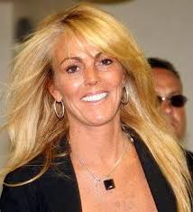 titled Living Lohan, E! - via Daymix