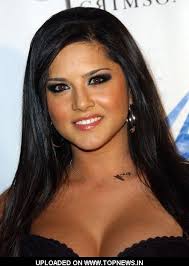 Image Sunny Leone at 25th Picture