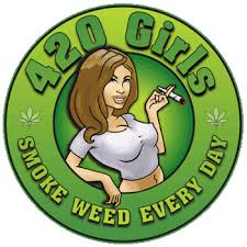 Tammi Ray. SweetPeach420 - via Daymix