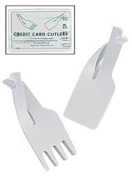 Keep Spare Cutlery In Your - via Daymix