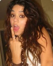 Vanessa Hudgens scandal - via Daymix