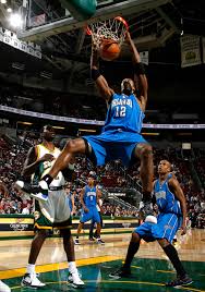 Dwight Howard is the New Beast - via Daymix