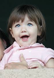 adorable daughter Suri - via Daymix
