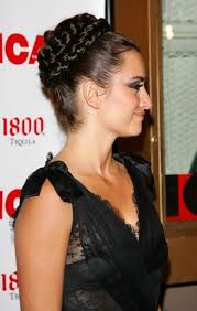 Image <b>Penelope Cruz's</b> unique updo features <b>...</b> Picture