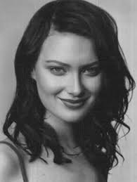 Shalom Harlow Picture 3