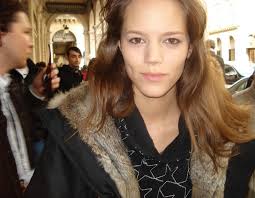Image Image:<b>Freja Beha</b> Erichsen2.jpg <b>...</b> Picture