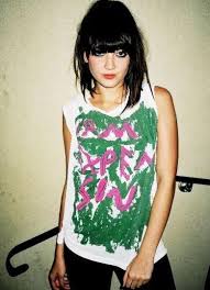 Image pick a flower: Daisy Lowe Picture