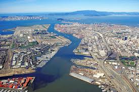 Oakland, California - via Daymix