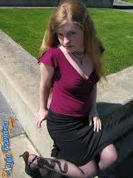 Model Power invites  Anja   to visit    