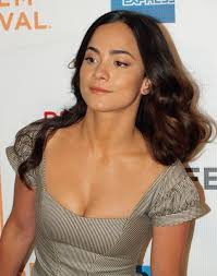 Alice Braga