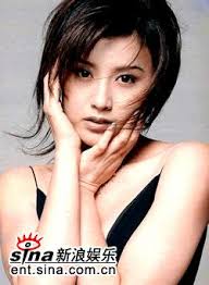 组图：性感人妻藤原纪香立志修炼