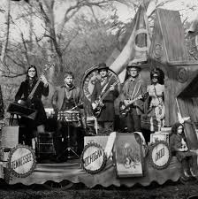 The Raconteurs Picture 1