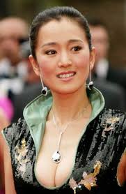 Gong Li Image Touch of elegance, celebrities in cheongsam Picture 7