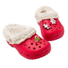 Crocs footwear - via Daymix