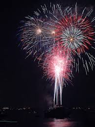 San Diego Fireworks - via Daymix