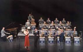 The  Glenn Miller Orchestra   will    