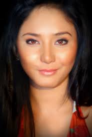 Katrina Halili - via Daymix