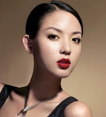 美容锦囊：打造甜蜜美唇情人节迷