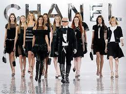 fashion designer - via Daymix