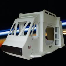 The Space Shuttle Bunk Bed - via Daymix