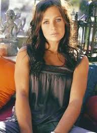 Image <b>Kasey Chambers</b>, above Picture