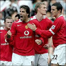 Image <b>...</b> tap in from <b>Ji Sung Park's</b> cross <b>...</b> Picture