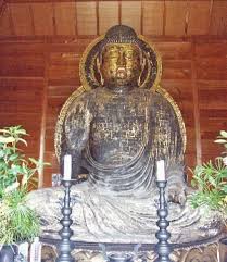 大きな二重円光の光背も当初の