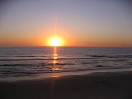 pacific-ocean.jpg - via Daymix