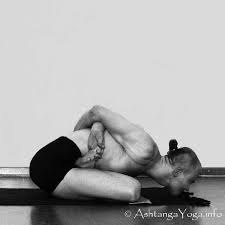 Yoga Mudra - via Daymix