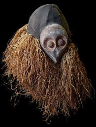 Item : Yaka initiation mask,