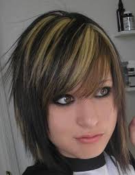 Emo Hairstyles for Girls: