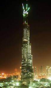 (Dubai Tower). - via Daymix