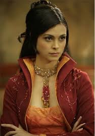 Picture of Morena Baccarin - via Daymix